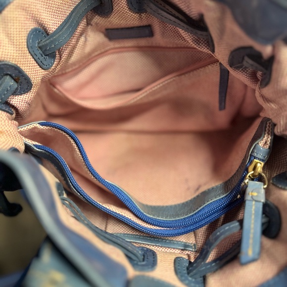 🔥 Dooney & Bourke Chiara Shiny Blue Handbag 🔥 - Picture 7 of 11